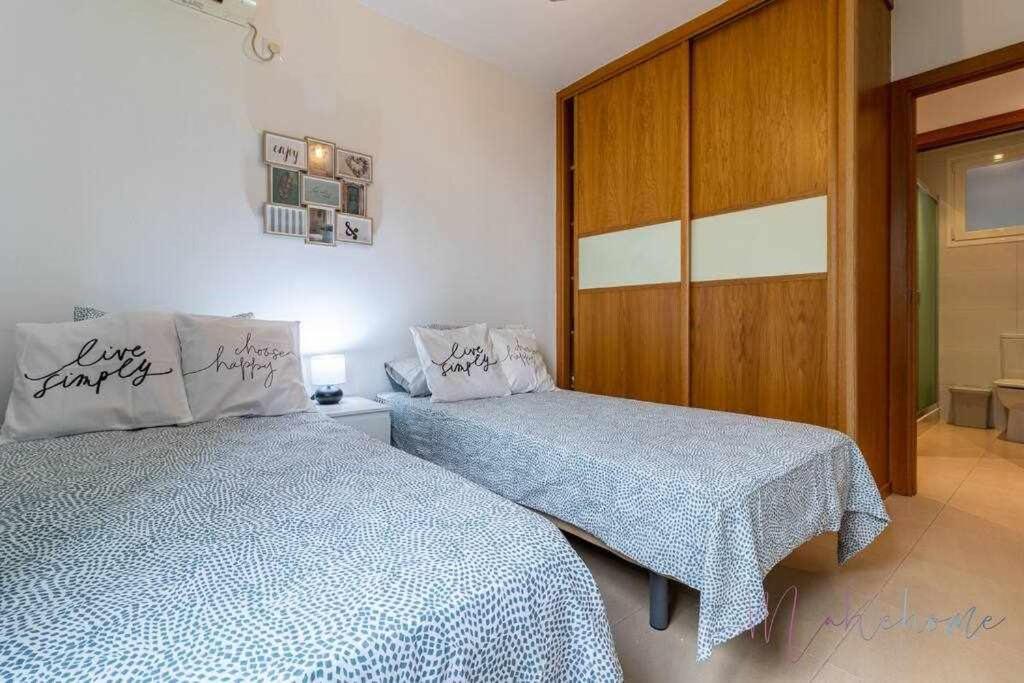 Apartamento 4 En Estadio Sevilla 8 Plazas Y Metro Esterno foto